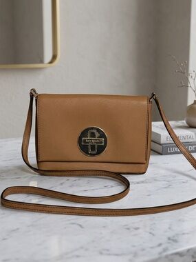 Kate Spade Cedar Street Monday Crossbody - Tan Saffiano Leather